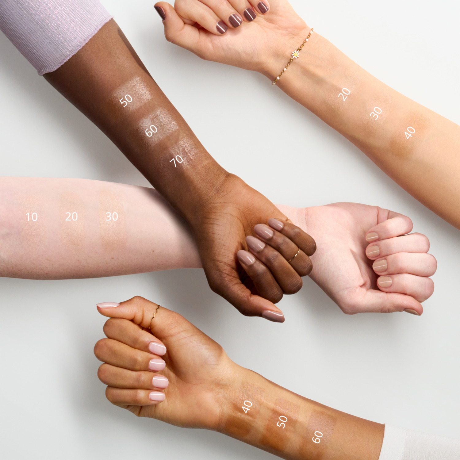 Primer Iluminador Magic Filter Glow Boo ESSENCE