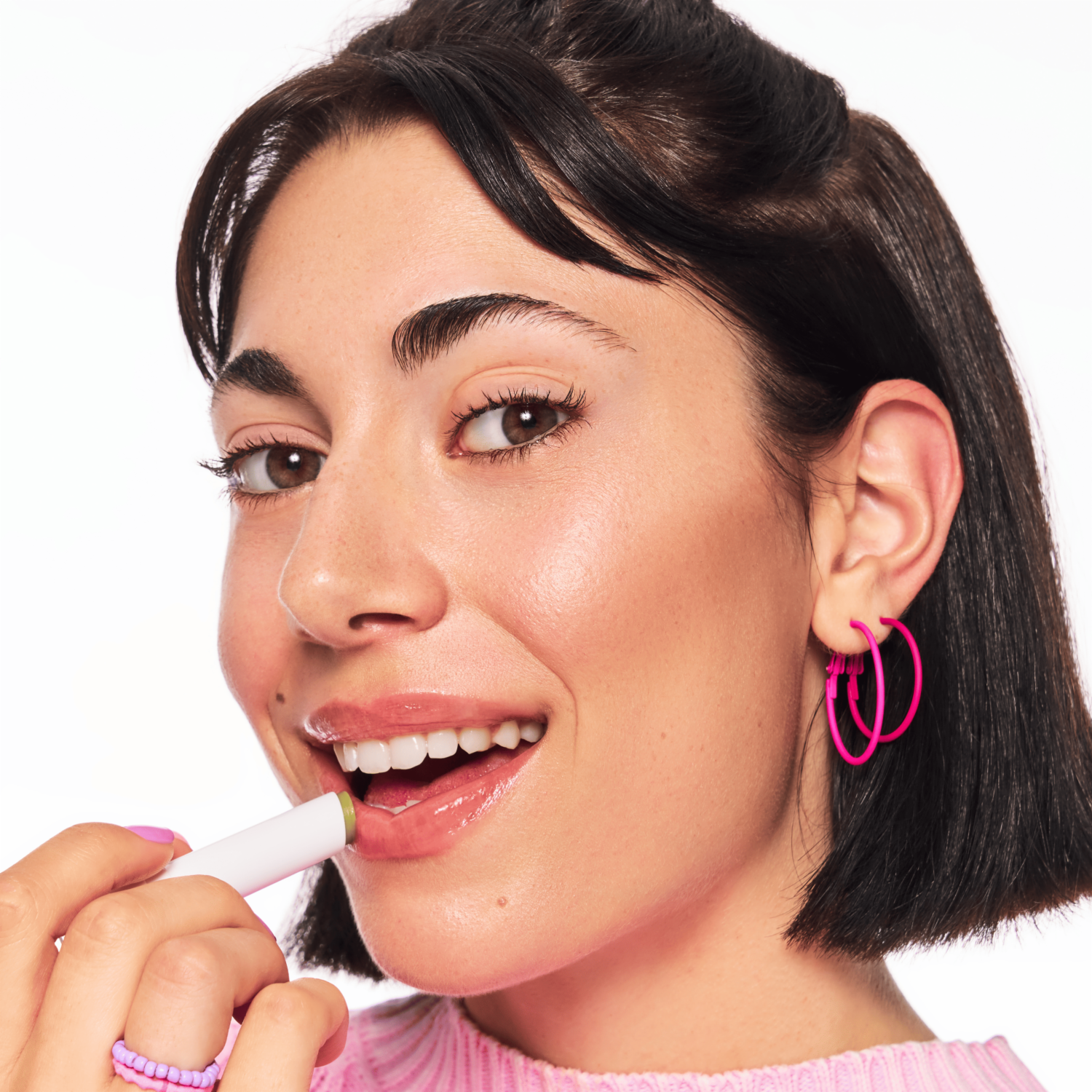 Bálsamo Labial Juicy Bomb Glossy Butter ESSENCE