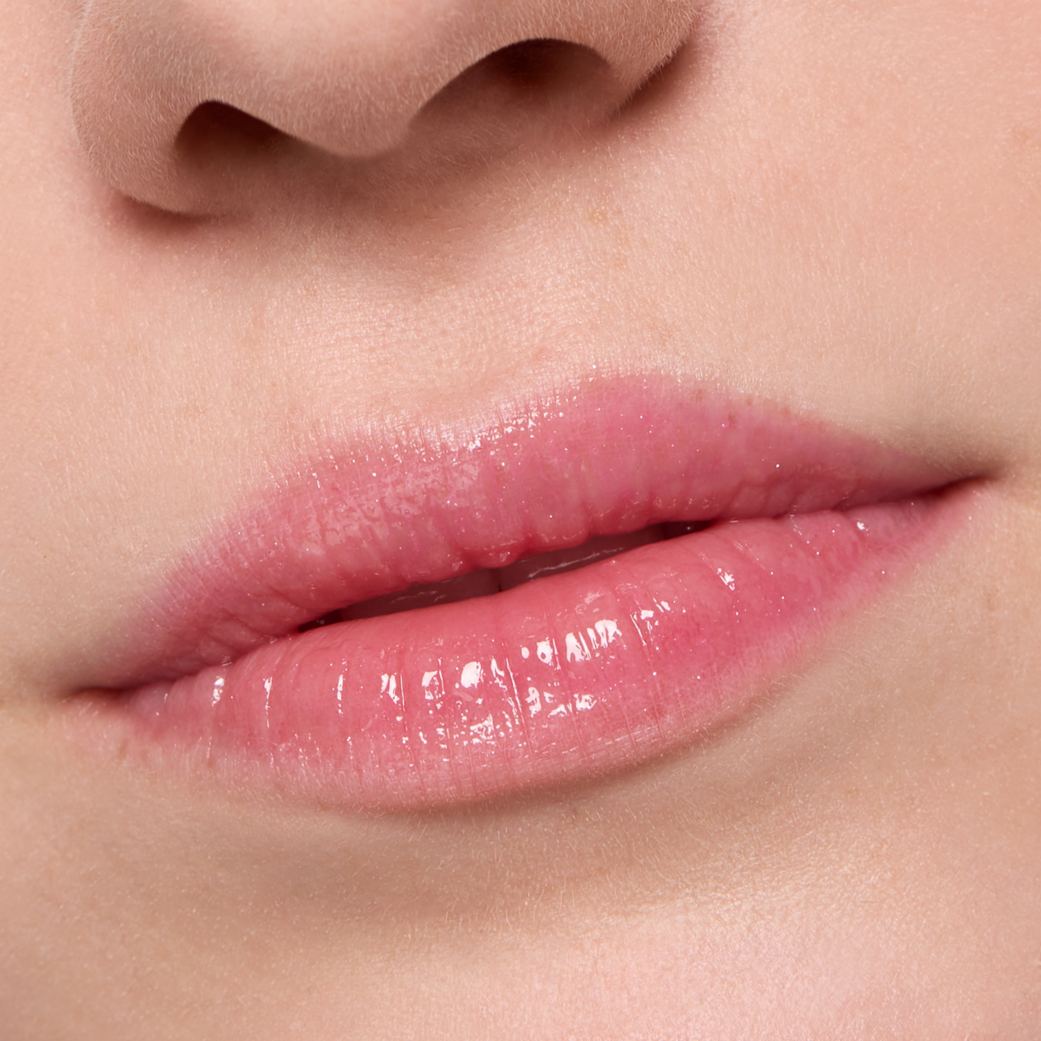Brillo Labial Extreme Shine Volume ESSENCE