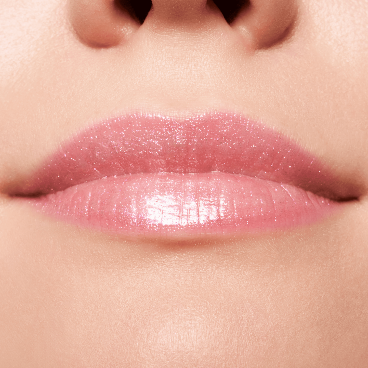 Brillo Labial Meta Glow Multi-Reflective ESSENCE