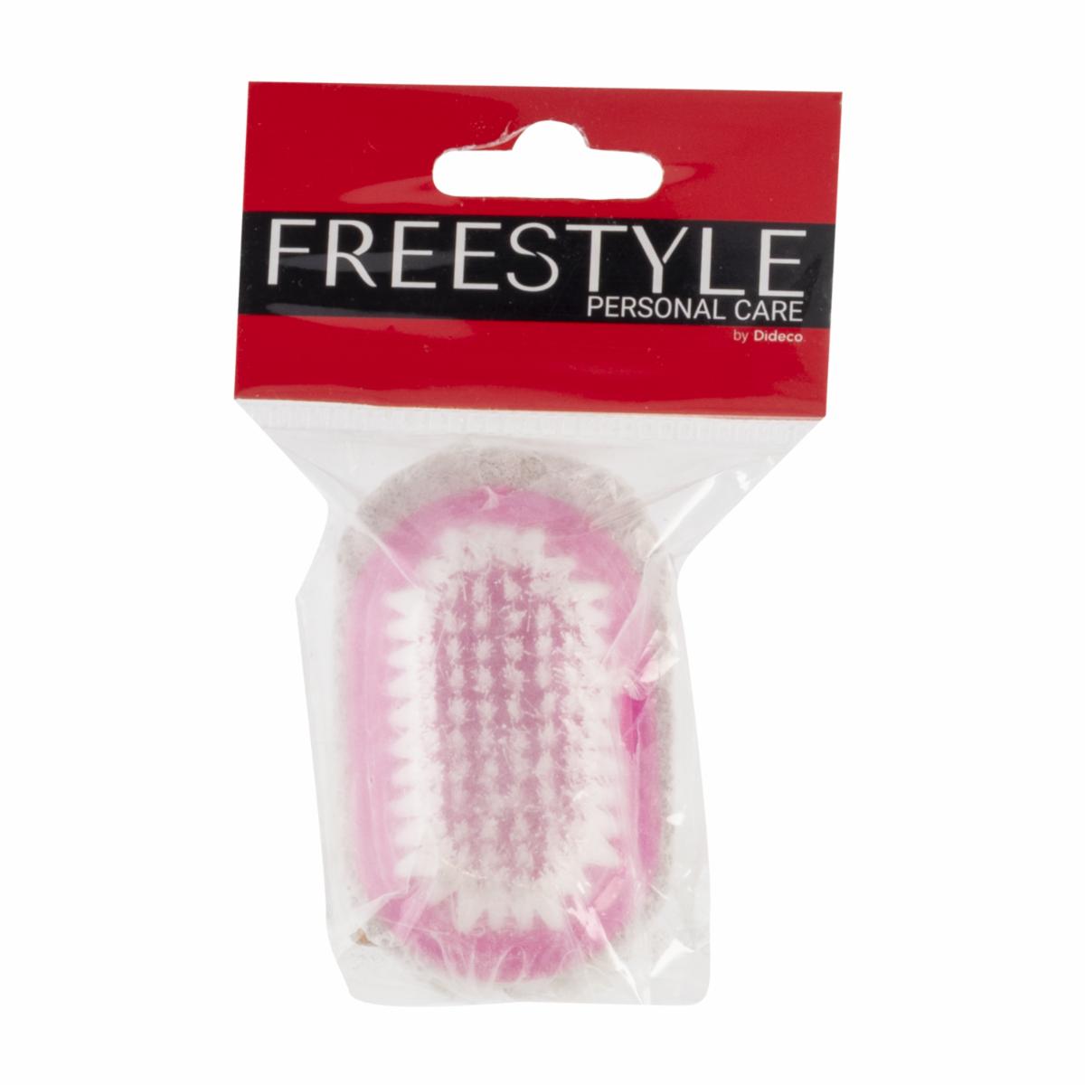 Piedra Pómez Con Cepillo FREESTYLE Mango Ergonómico